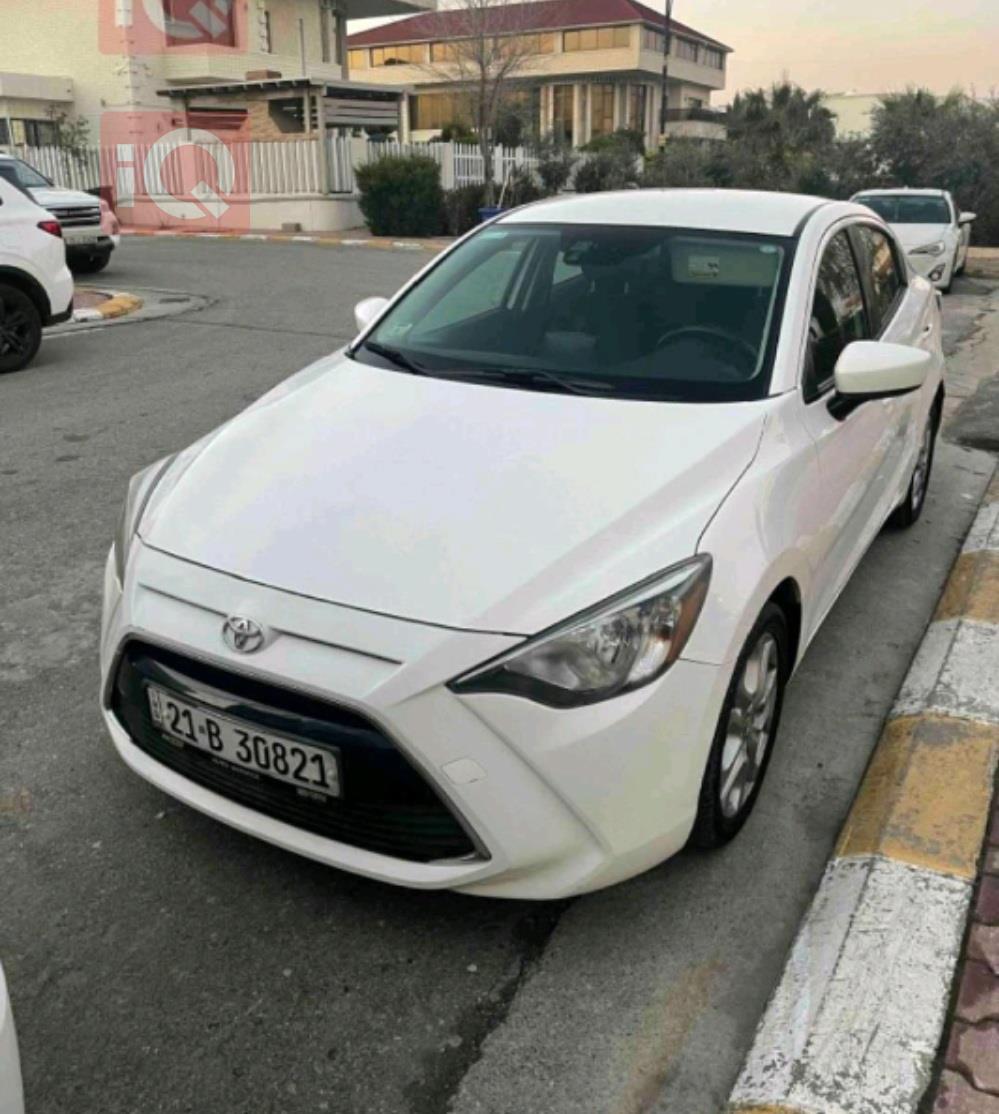 تۆیۆتا یاریس ئای ئەی